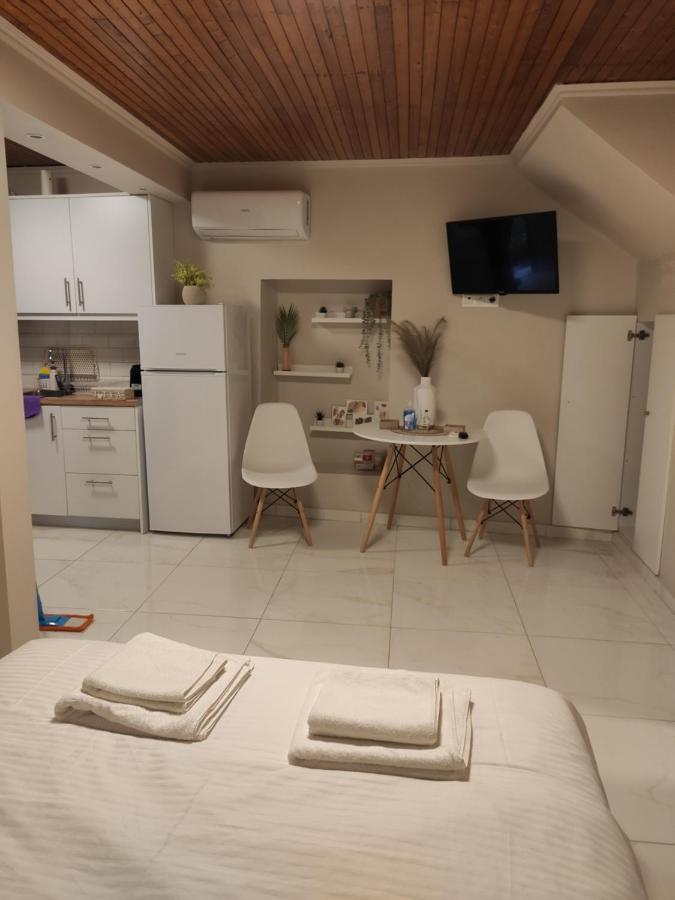 Elise Corfu City Apartment מראה חיצוני תמונה